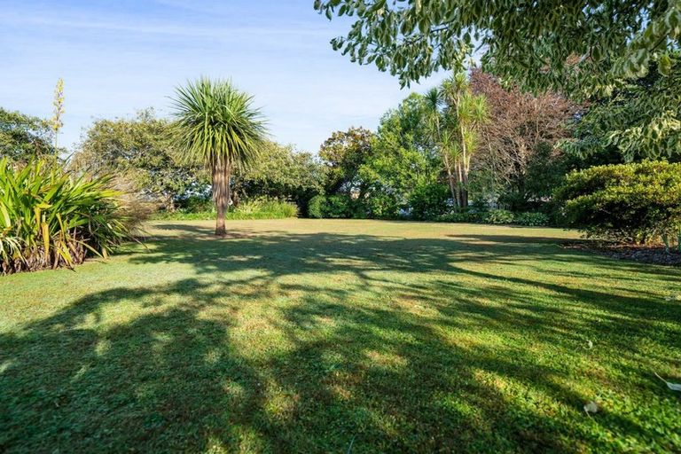 Photo of property in 1266 Egmont Road, Egmont Village, New Plymouth, 4372