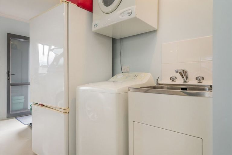 Photo of property in 12 Cobham Lane, Whitianga, 3510