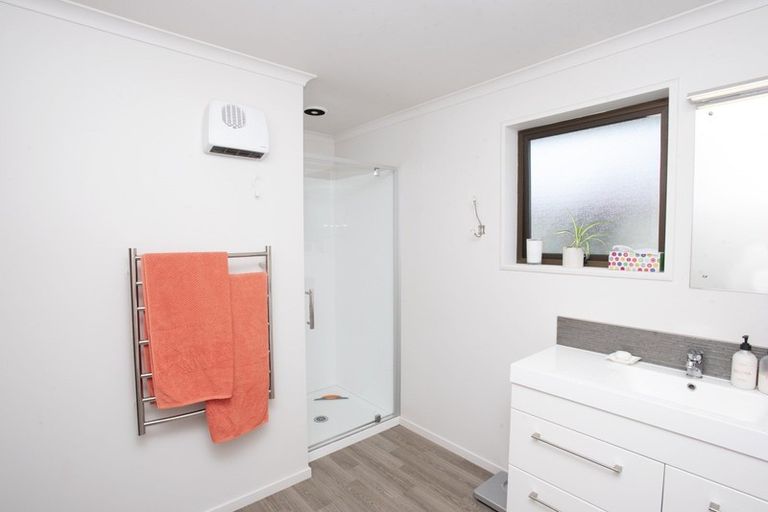 Photo of property in 72 Mackenzie Street, Winton, 9720