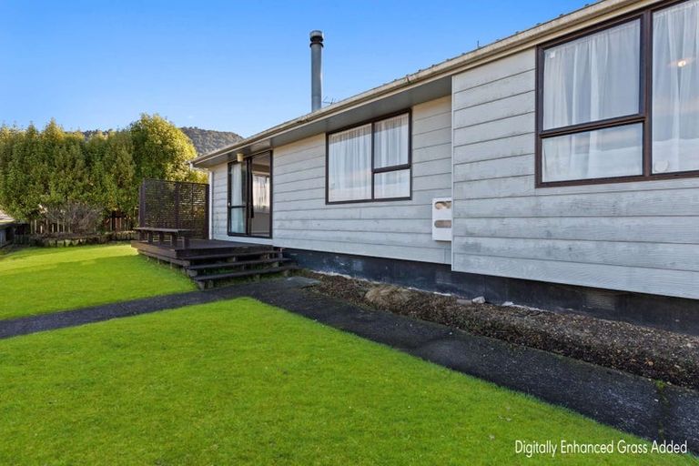 Photo of property in 3 Crystal Place, Pukehangi, Rotorua, 3015