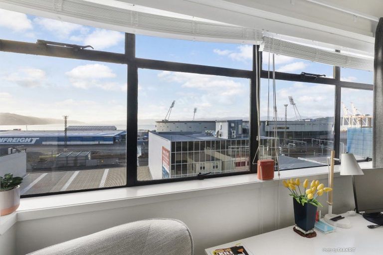 Photo of property in Quantum On Thorndon Quay, 6/163b Thorndon Quay, Pipitea, Wellington, 6011