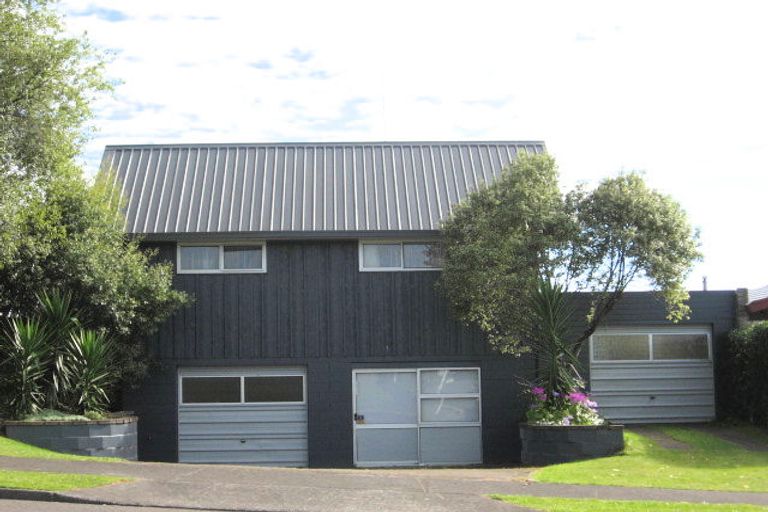 Photo of property in 23 James Cook Drive, Welcome Bay, Tauranga, 3112