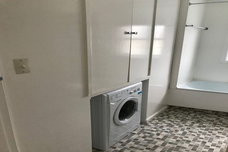 Photo of property in 26 Rhodes Street, Newtown, Wellington, 6021