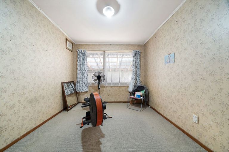 Photo of property in 107 Captain Scott Road, Glen Eden, Auckland, 0602