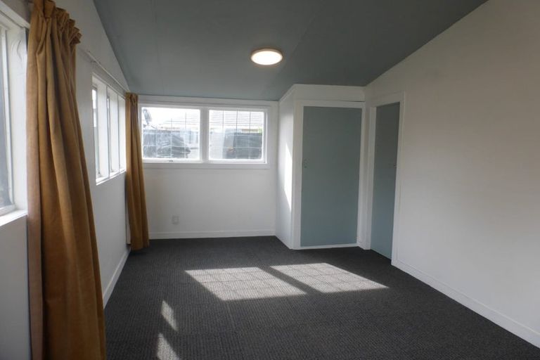 Photo of property in 30 Charles Upham Avenue, Hillmorton, Christchurch, 8025