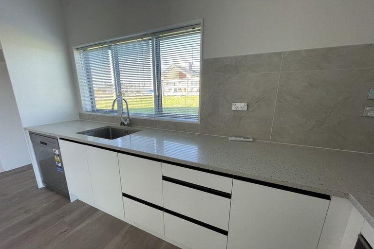 Photo of property in 9 Mclachlan Way, Pokeno, 2471