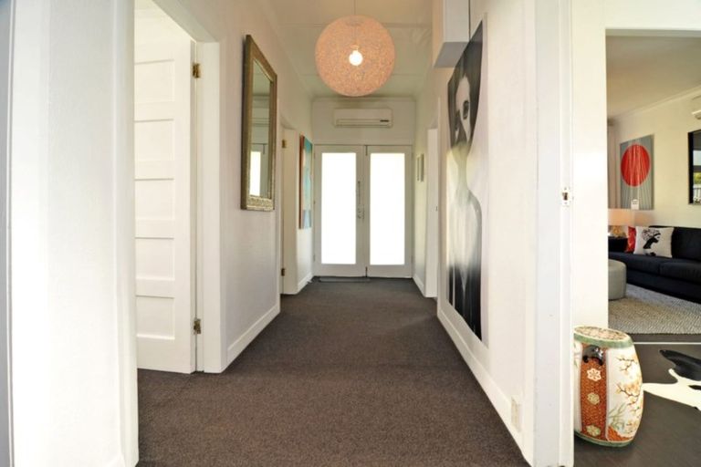 Photo of property in 5 Thomson Street, Lookout Point, Dunedin, 9011