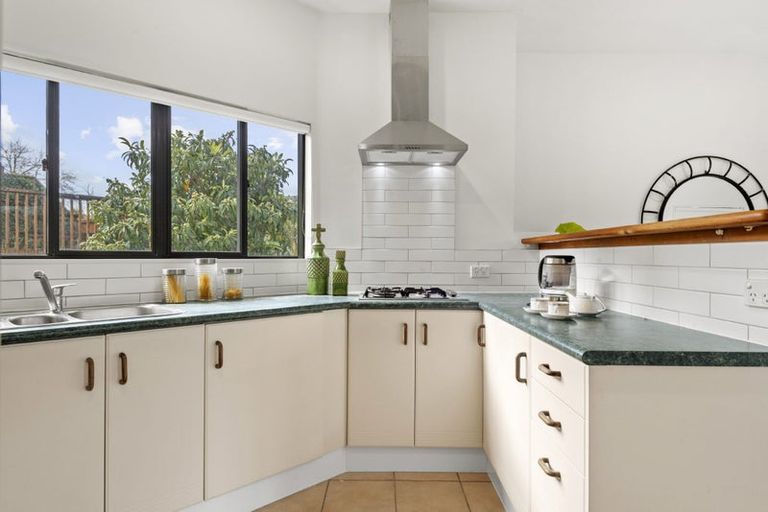 Photo of property in 7 Sample Road, Albany, Auckland, 0632