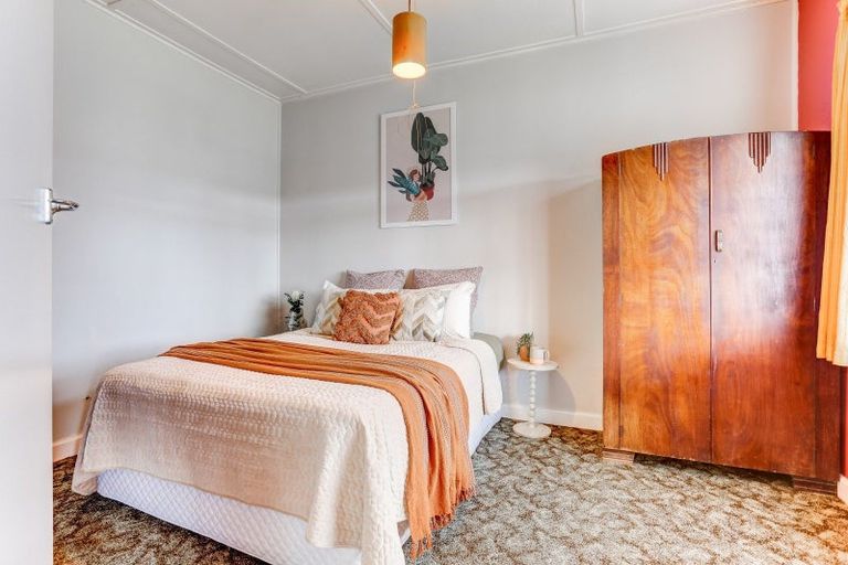 Photo of property in 49 Smith Street, Waverley, 4510