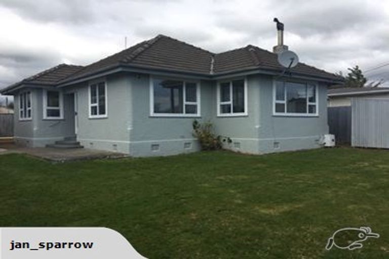 Photo of property in 20 George Street, Levin, 5510