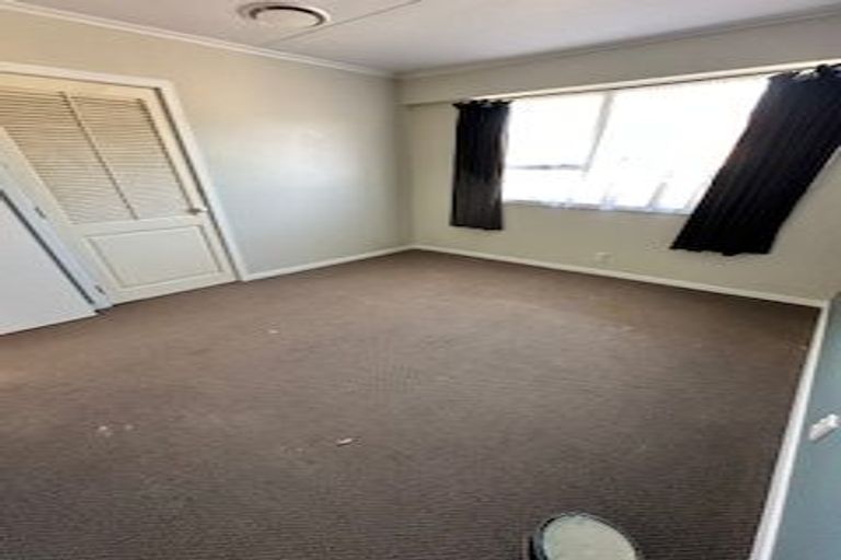Photo of property in 9 Kairimu Street, Stokes Valley, Lower Hutt, 5019