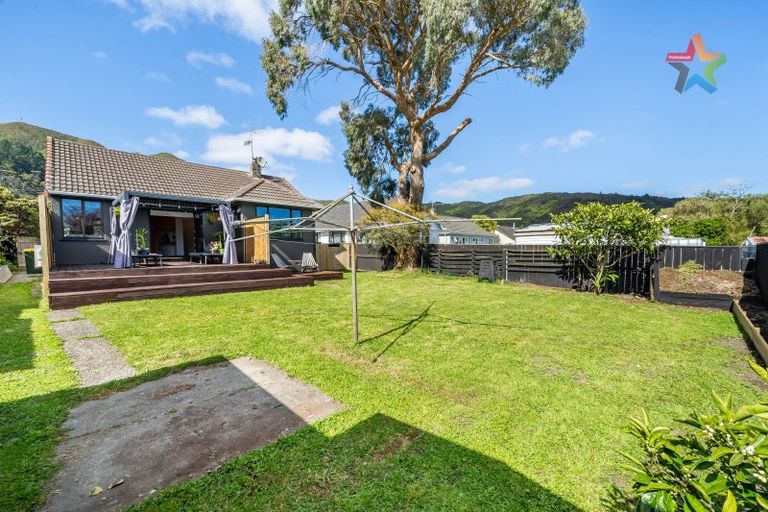 Photo of property in 86 Wilkie Crescent, Naenae, Lower Hutt, 5011