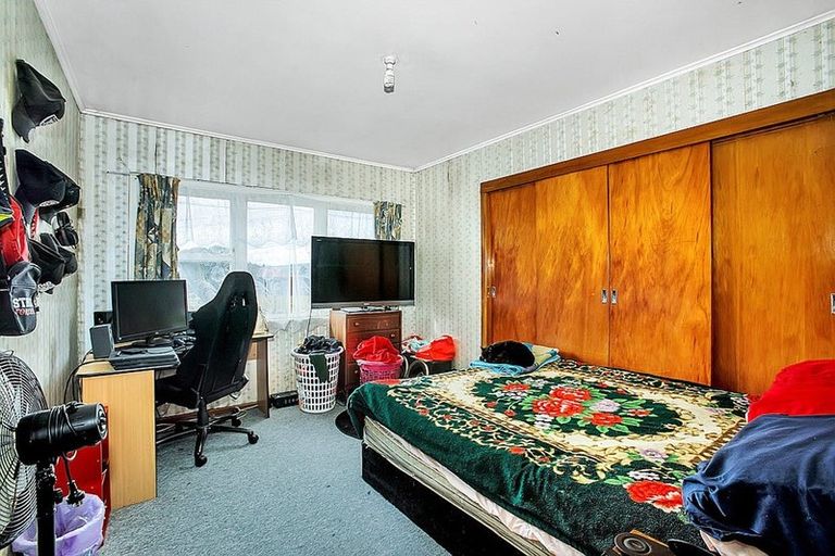 Photo of property in 27 Rosehill Drive, Rosehill, Papakura, 2113