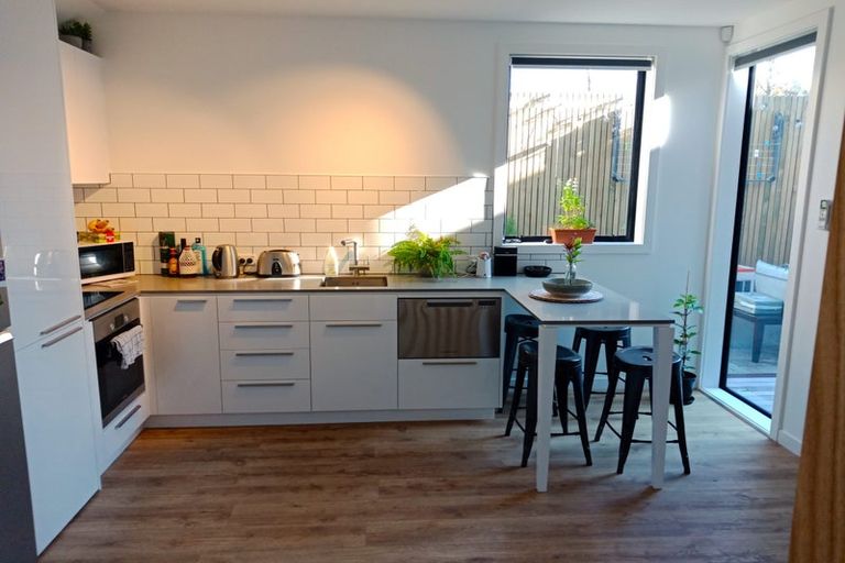 Photo of property in 82d Wallace Street, Mount Cook, Wellington, 6021