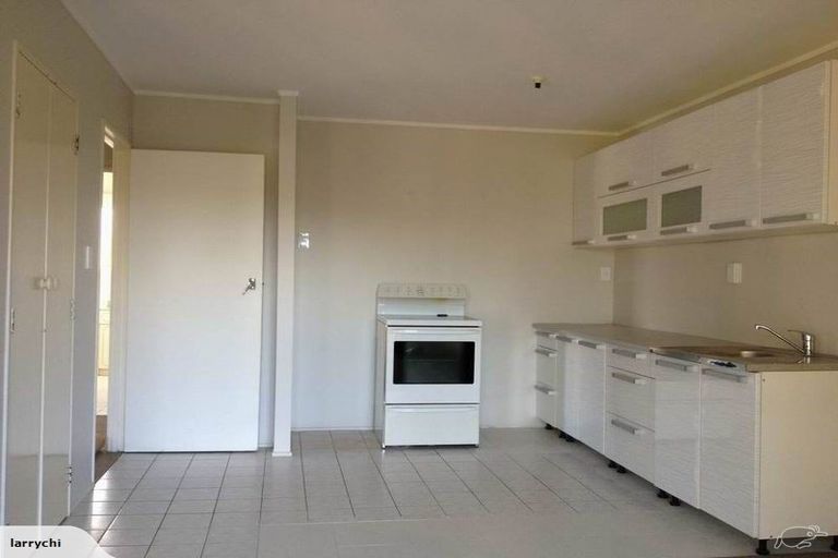 Photo of property in 2/38b Manuka Road, Glenfield, Auckland, 0629