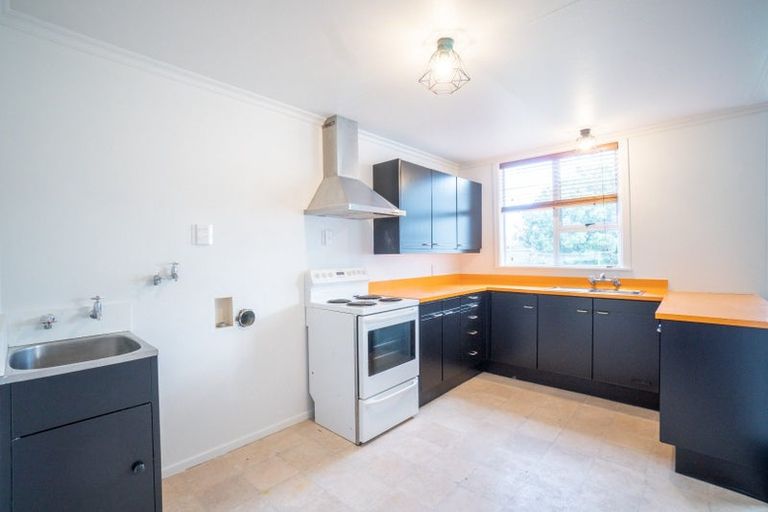 Photo of property in 15a Haydon Street, Roslyn, Palmerston North, 4414