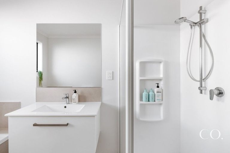 Photo of property in 22 Pioneer Crescent, Omokoroa, 3114