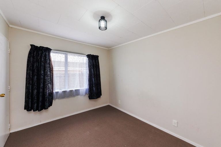 Photo of property in 25 Willowstream Grove, Cloverlea, Palmerston North, 4412