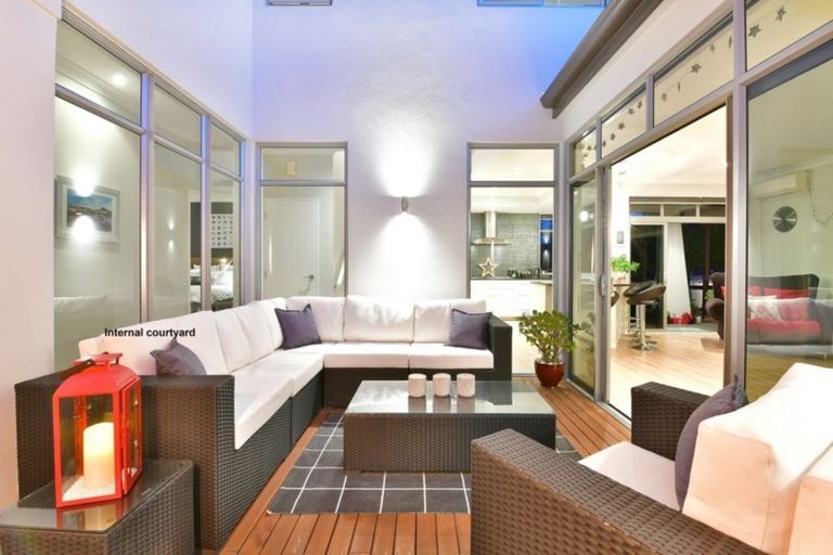 Photo of property in 2 The Ritz, Orewa, 0931