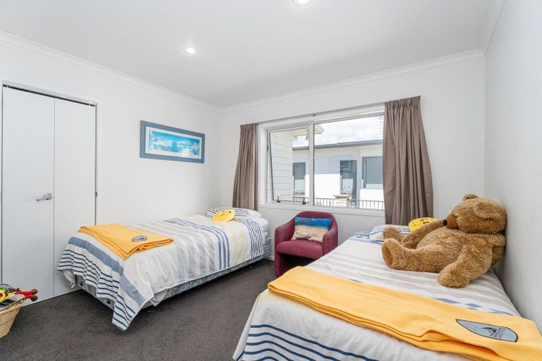 Photo of property in 16 Leeward Drive, Whitianga, 3510