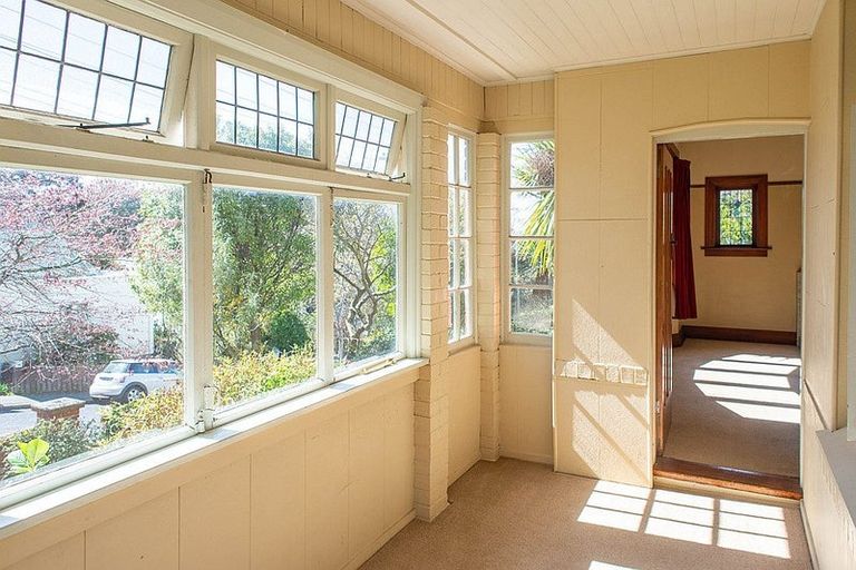 Photo of property in 32 Garfield Avenue, Roslyn, Dunedin, 9010