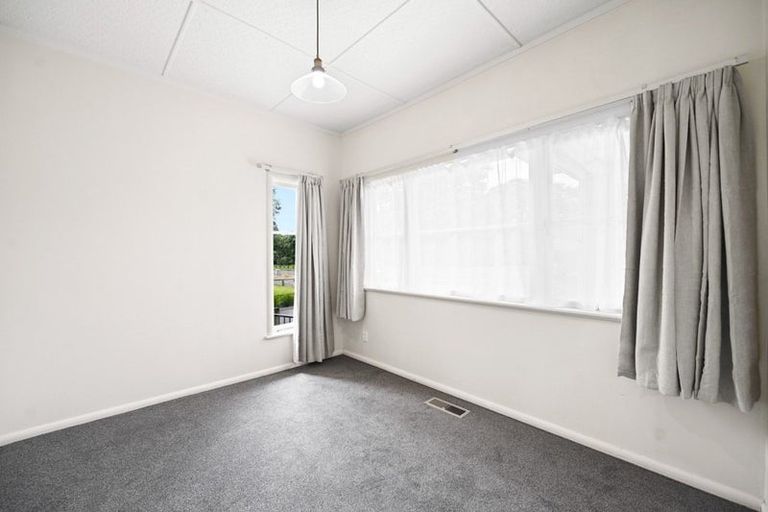 Photo of property in 17 Sillary Street, Hamilton East, Hamilton, 3216