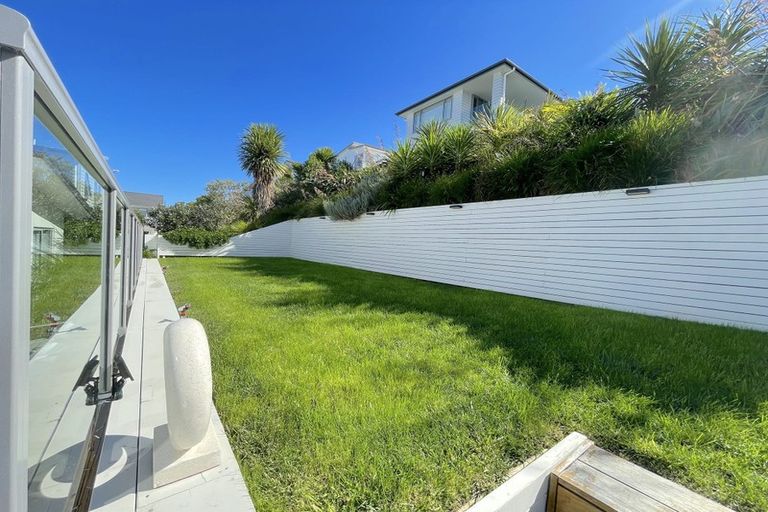 Photo of property in 17 Caldera Drive, Long Bay, Auckland, 0630