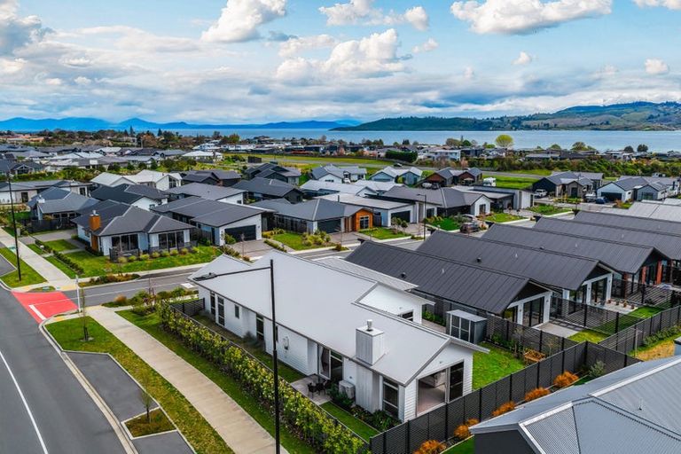 Photo of property in 15 Tai Road, Wharewaka, Taupo, 3330