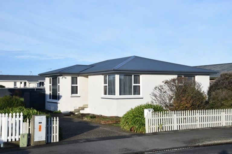 Photo of property in 17 Regent Street, Newfield, Invercargill, 9812