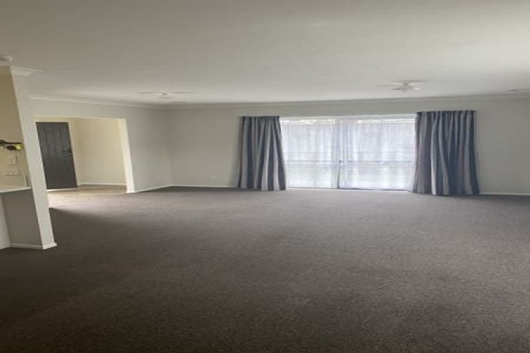 Photo of property in 165a George Street, Stokes Valley, Lower Hutt, 5019