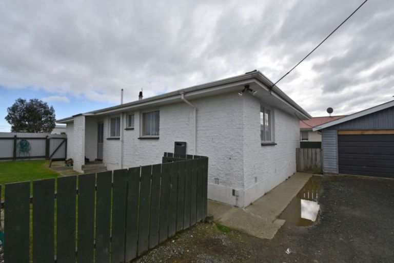Photo of property in 4 Hyde Street, Clifton, Invercargill, 9812