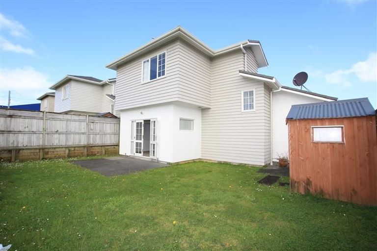 Photo of property in 14 Mulvaney Crescent, Henderson, Auckland, 0612