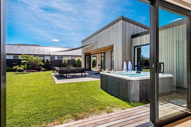 Photo of property in 29 Headley Drive, Lower Shotover, Queenstown, 9304