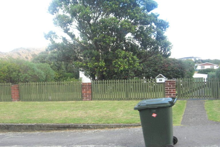 Photo of property in 10 Te Miti Street, Paekakariki, 5034