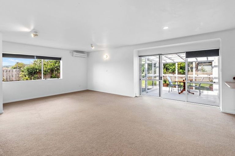 Photo of property in 8b Lockesley Place, Onerahi, Whangarei, 0110