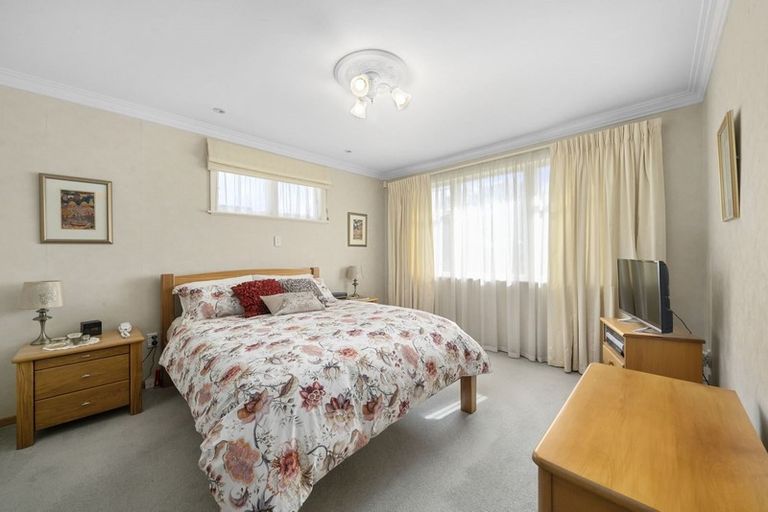 Photo of property in 12 Pempsey Street, Silverstream, Upper Hutt, 5019