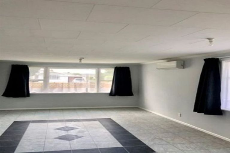 Photo of property in 7 Duke Street, Levin, 5510