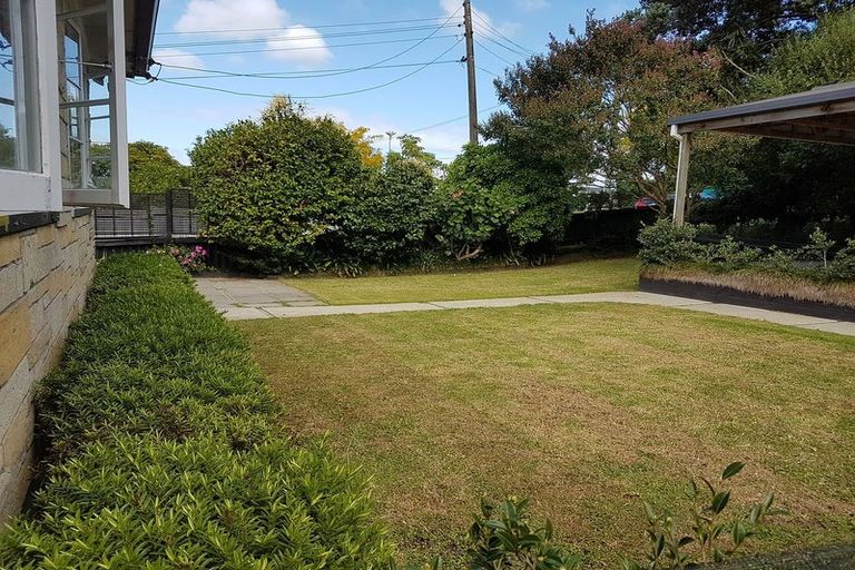 Photo of property in 25 Mountain Road, Mount Wellington, Auckland, 1072