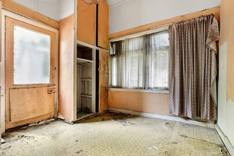 Photo of property in 126 Wallace Street, Mount Cook, Wellington, 6021