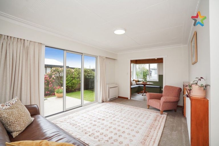 Photo of property in 6 Pine Crescent, Hargest, Invercargill, 9810