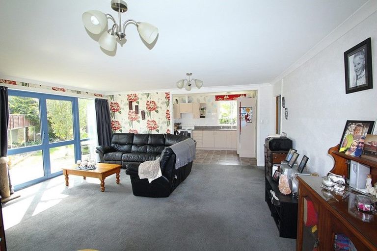 Photo of property in 20 Waverley Street, East Gore, Gore, 9710