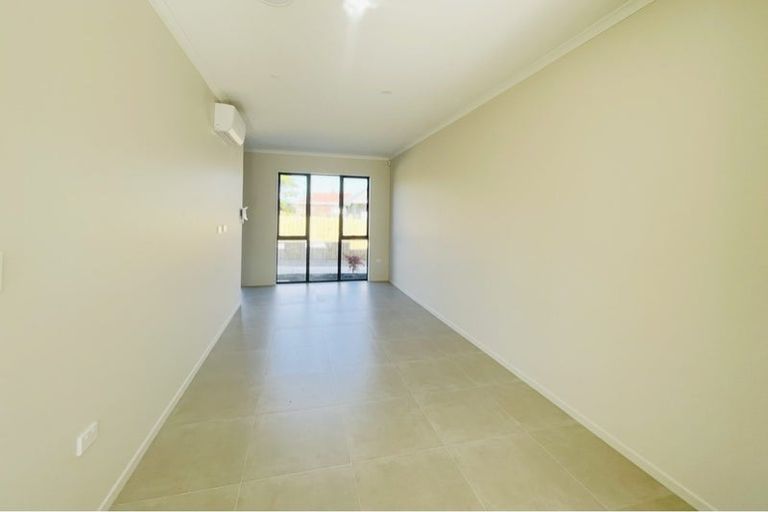 Photo of property in 35b Mcannalley Street, Manurewa East, Auckland, 2102