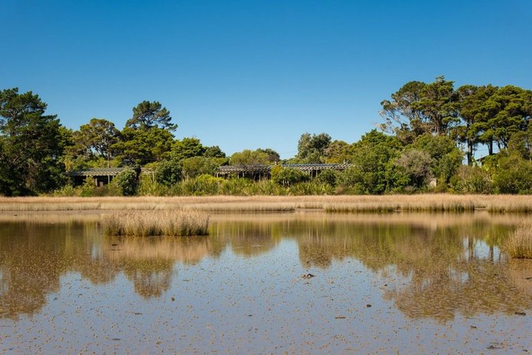 Photo of property in Twin Waters Lodge, 30 Totara Avenue, Collingwood, 7073