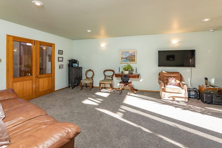 Photo of property in 104 Hamilton Avenue, Ilam, Christchurch, 8041