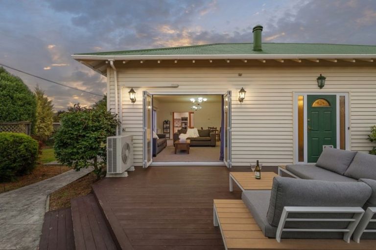 Photo of property in 51a Sabys Road, Halswell, Christchurch, 8025