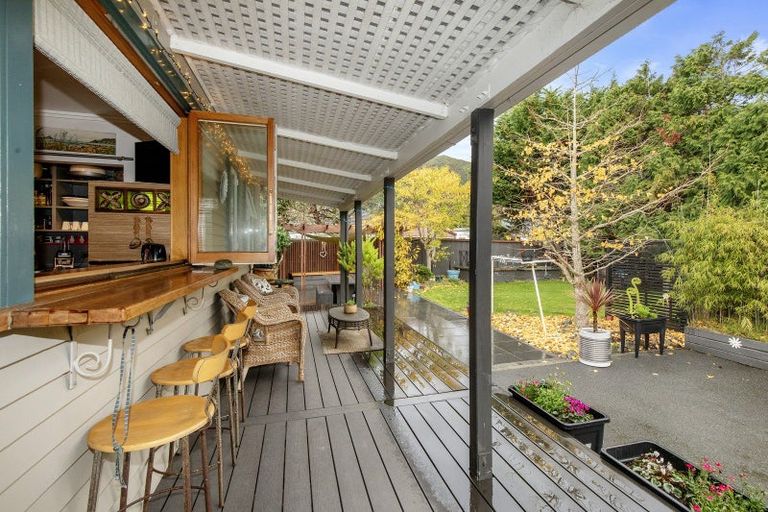 Photo of property in 17 Feist Street, Naenae, Lower Hutt, 5011