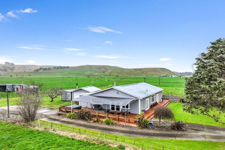 Photo of property in 416 No 3 Line, Okoia, Whanganui, 4582
