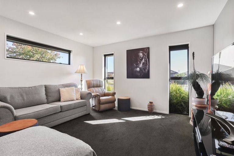 Photo of property in 76 Thornborough Drive, Rolleston, 7615