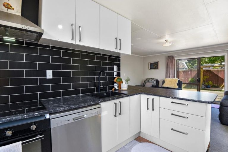 Photo of property in 12 Ruby Place, Pukehangi, Rotorua, 3015