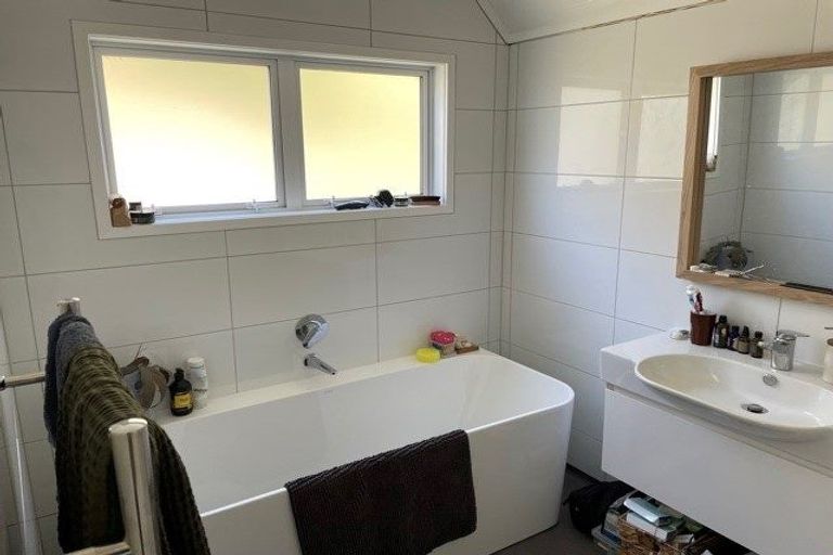 Photo of property in 2/7 Dransfield Street, Vogeltown, Wellington, 6021